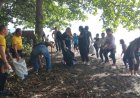 Kapolres Bitung Pimpin Kegiatan Bersih-Bersih Pantai Tanjung Ria